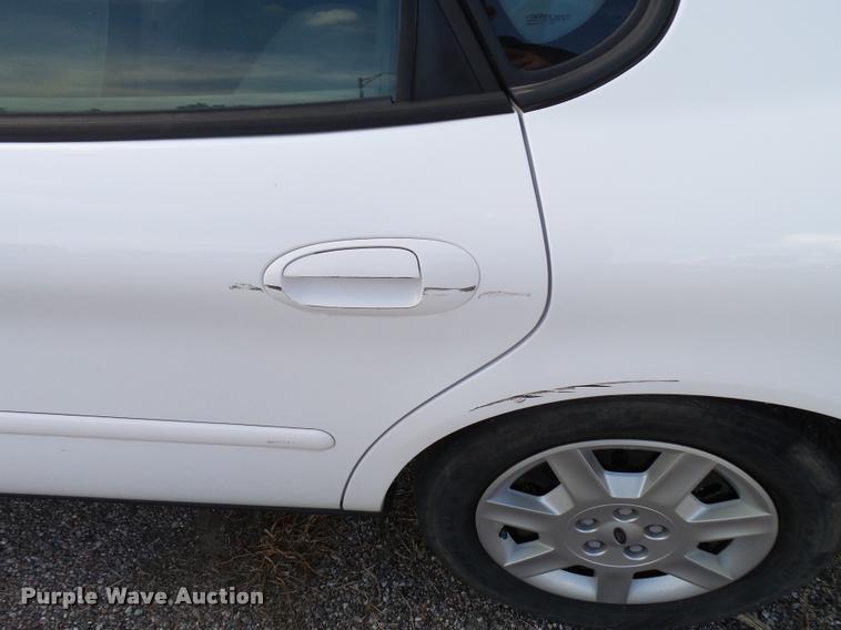 image for item L2537 2006 Ford Taurus SE