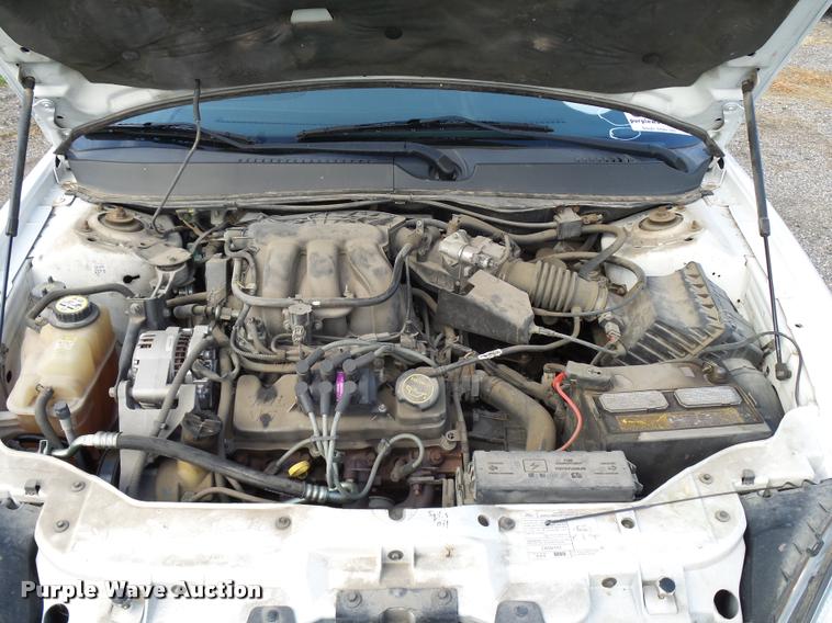 image for item L2538 2006 Ford Taurus SE