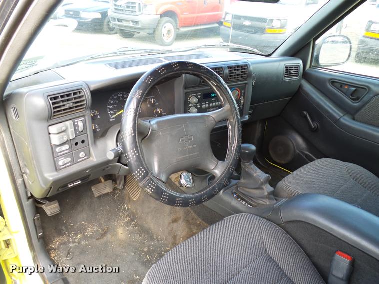 image for item L2539 1997 Chevrolet Blazer SUV