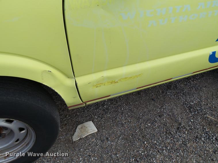 image for item L2539 1997 Chevrolet Blazer SUV