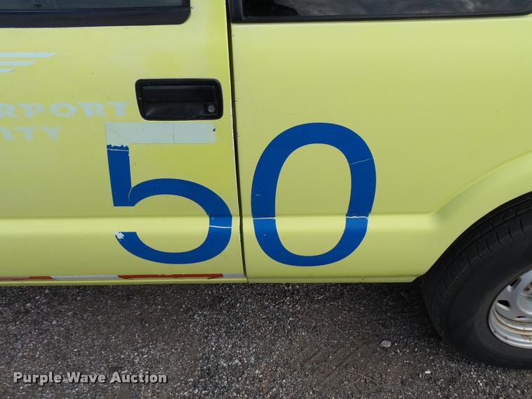 image for item L2539 1997 Chevrolet Blazer SUV