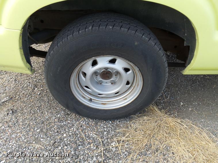 image for item L2539 1997 Chevrolet Blazer SUV