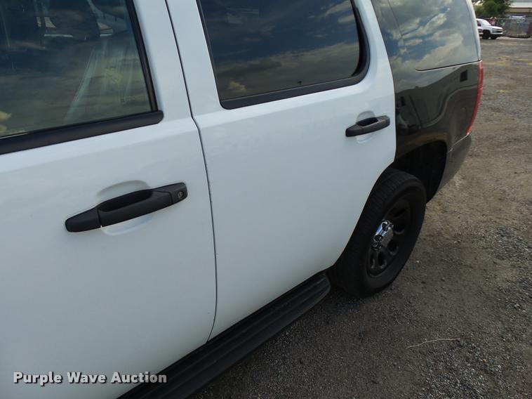 image for item L2540 2012 Chevrolet Tahoe Police SUV