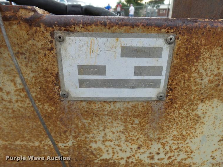 image for item L3854 2004 Pace American enclosed cargo sport trailer