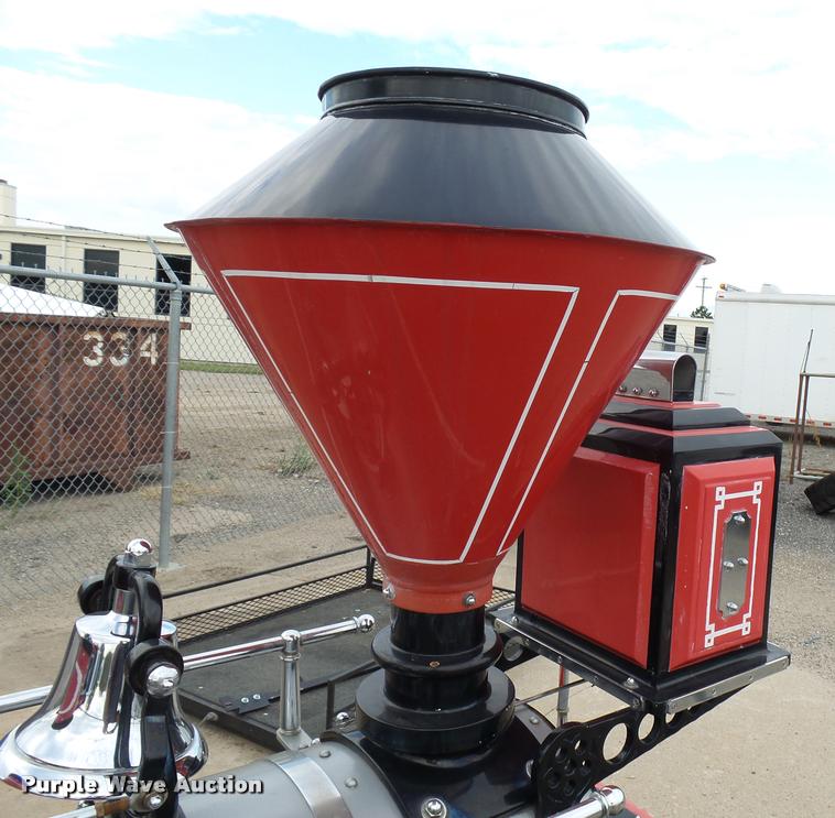 image for item L3855 1994 C.P. Huntington miniature train