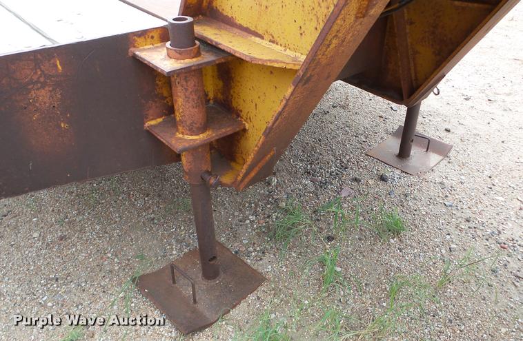 image for item BR9076 1983 Transport Trailers equipment trailer