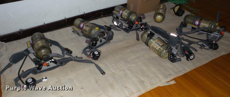 image for item BR9077 Scott air packs