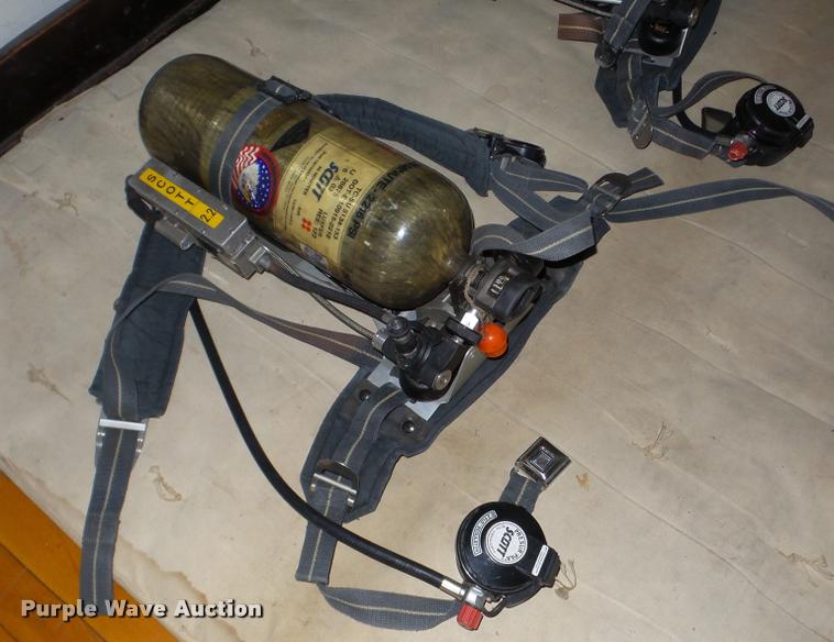 image for item BR9077 Scott air packs