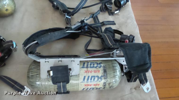 image for item BR9077 Scott air packs