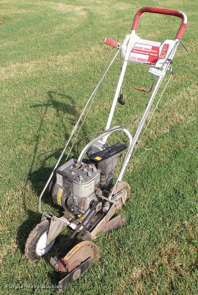 image for item BR9079 Deluxe 6002K edger