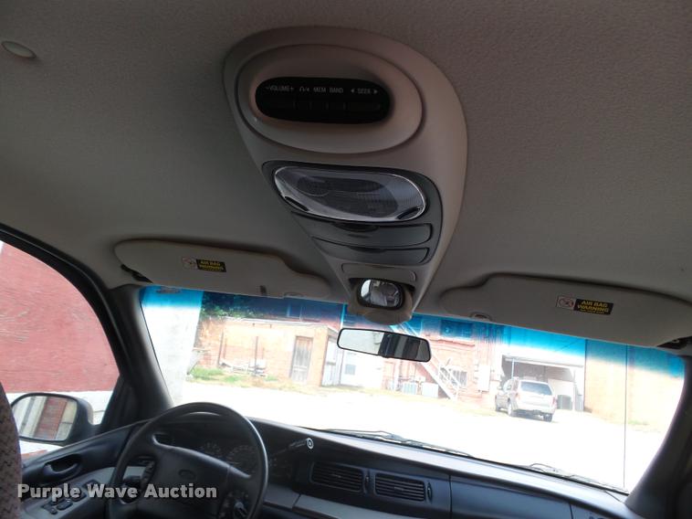 image for item BY9574 1998 Ford Windstar van