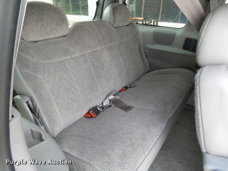 image for item BY9574 1998 Ford Windstar van
