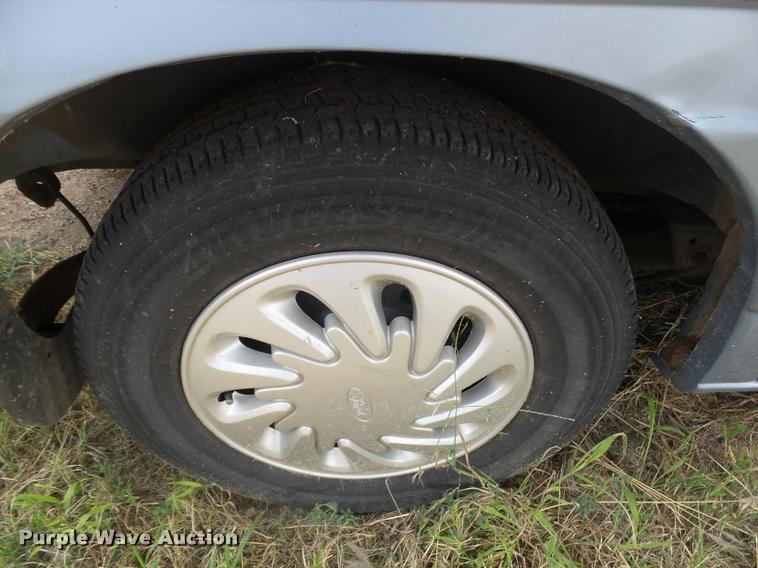 image for item BY9574 1998 Ford Windstar van