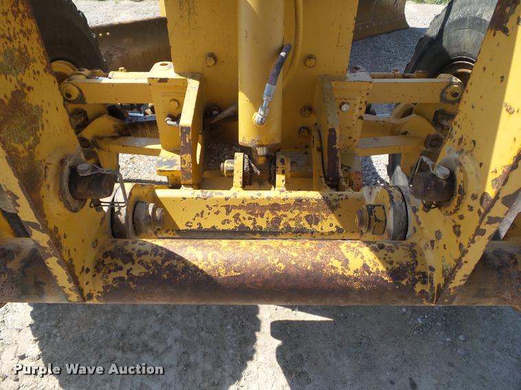image for item BZ9798 1999 Caterpillar 140H motor grader