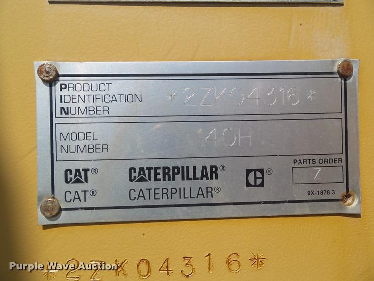 image for item BZ9798 1999 Caterpillar 140H motor grader