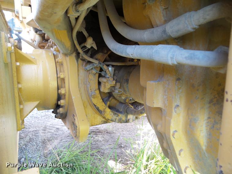 image for item BZ9798 1999 Caterpillar 140H motor grader