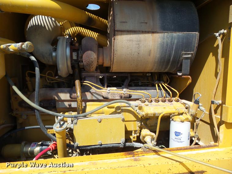 image for item BZ9798 1999 Caterpillar 140H motor grader