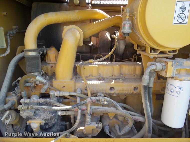 image for item BZ9798 1999 Caterpillar 140H motor grader