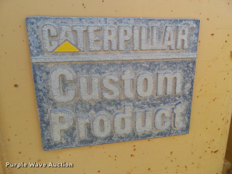 image for item BZ9798 1999 Caterpillar 140H motor grader