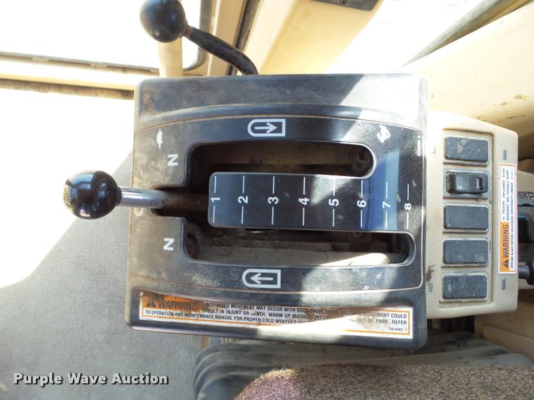 image for item BZ9798 1999 Caterpillar 140H motor grader