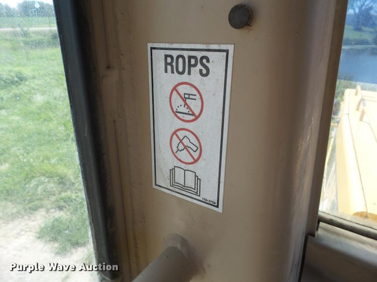 image for item BZ9798 1999 Caterpillar 140H motor grader