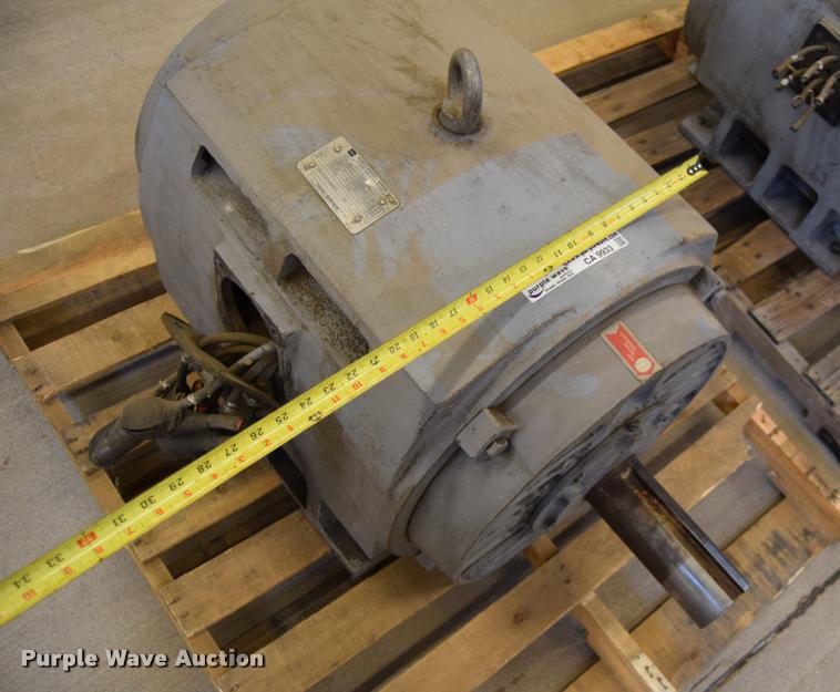 image for item CA9933 Toshiba electric motor