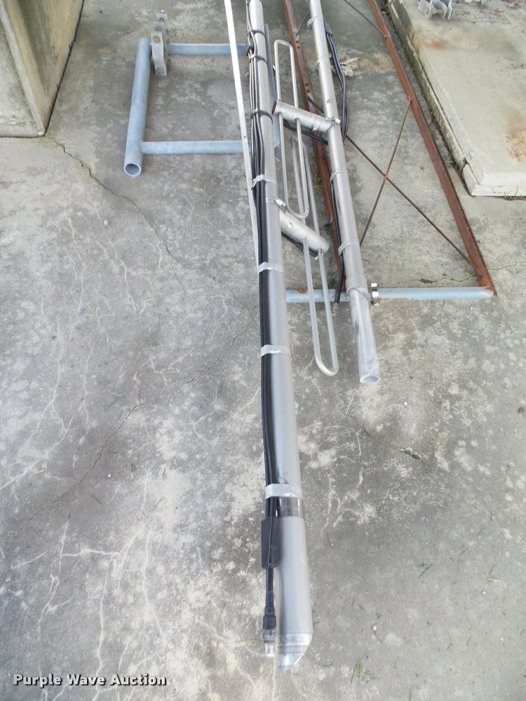 image for item CD9036 Radio antenna tower