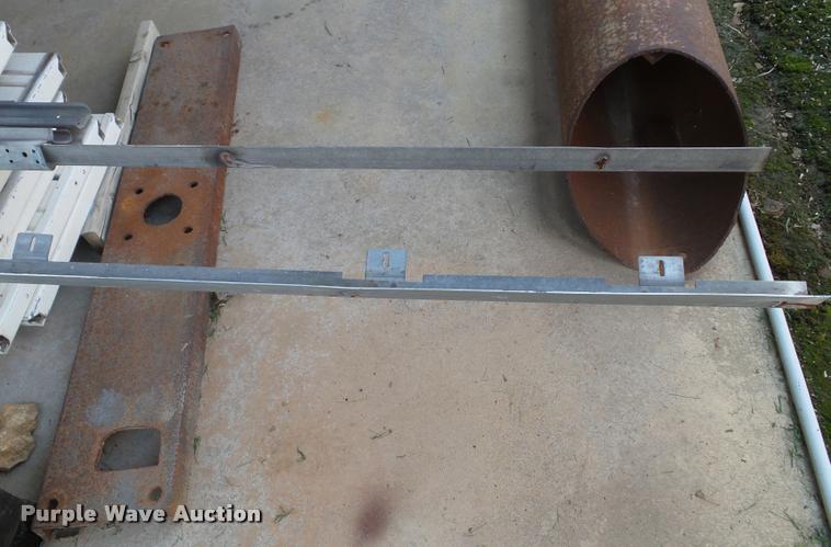 image for item CD9037 Garage door