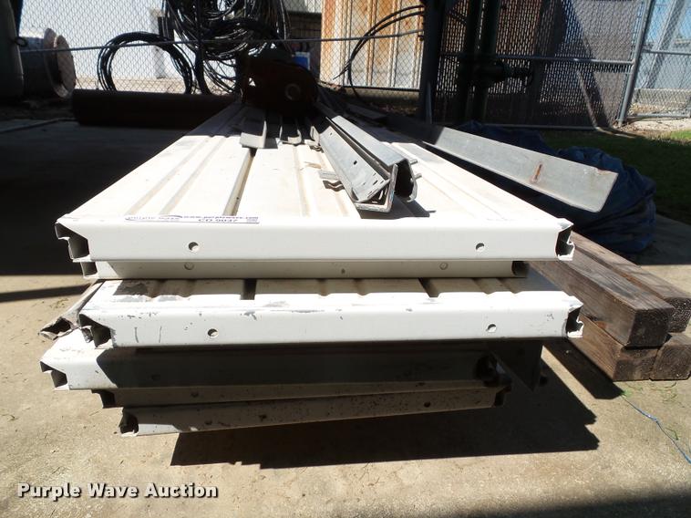 image for item CD9037 Garage door