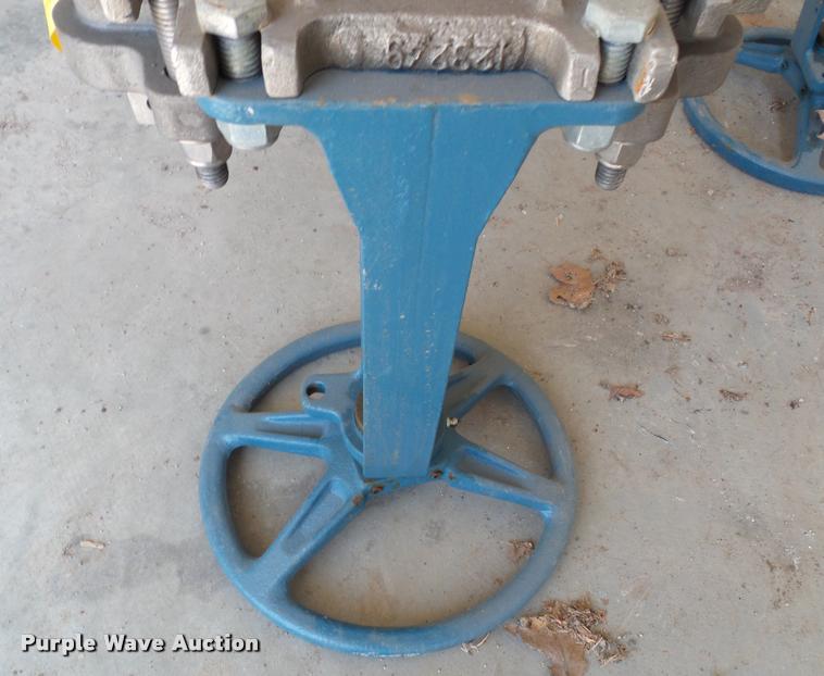 image for item CD9038 (2) DeZurik hand wheel actuated valves