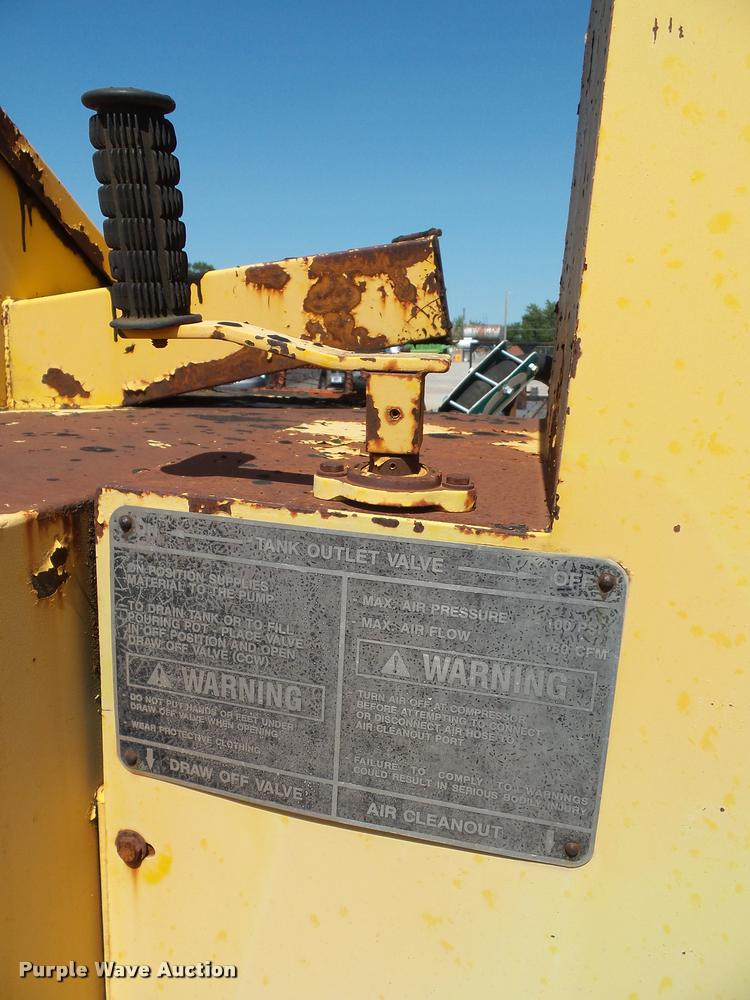 image for item CD9043 Cimline crack sealer