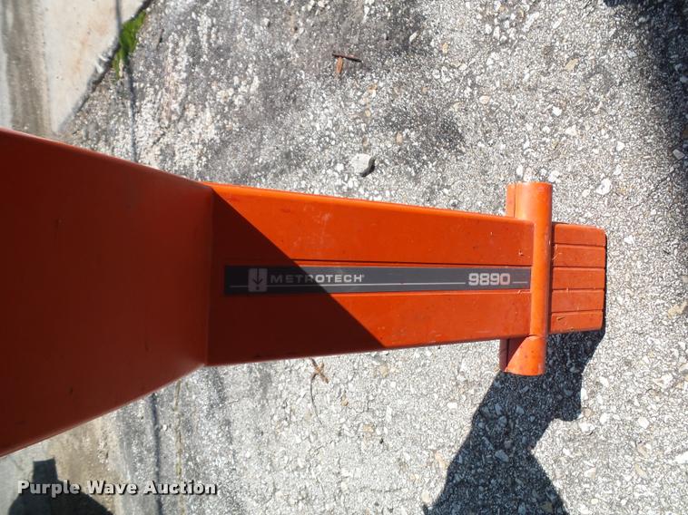 image for item CD9046 Leak detector equipment