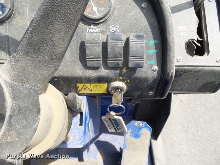 image for item CD9437 2005 American Lincoln MPV-60 sweeper