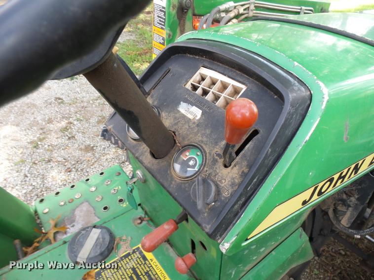 image for item CD9438 John Deere 855 tractor