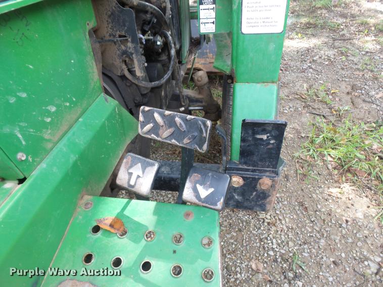 image for item CD9438 John Deere 855 tractor