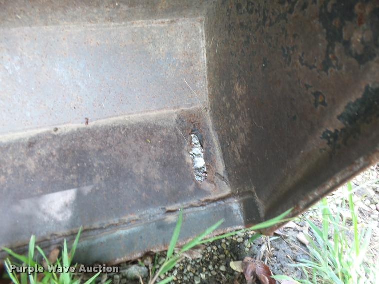 image for item CD9438 John Deere 855 tractor