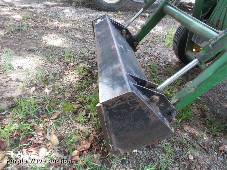 image for item CD9438 John Deere 855 tractor