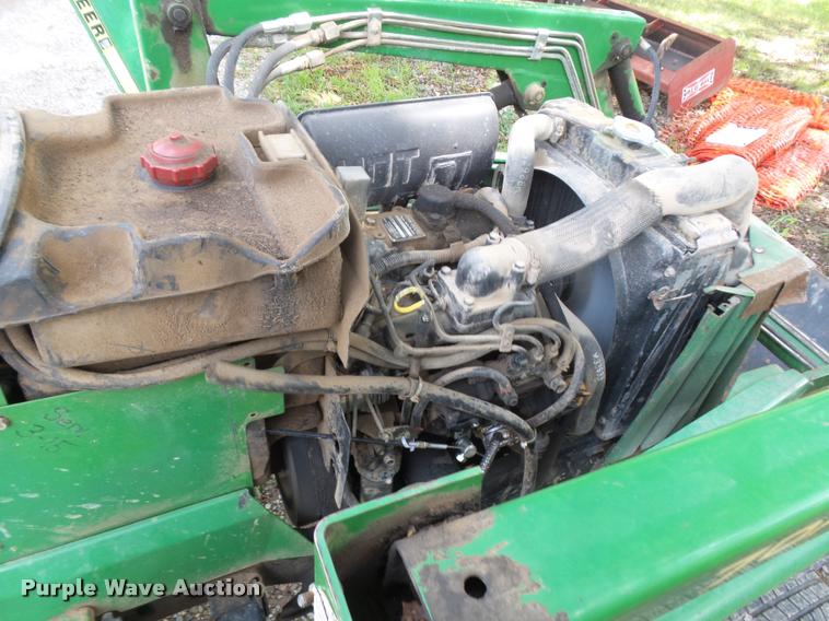 image for item CD9438 John Deere 855 tractor