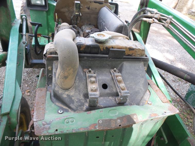 image for item CD9438 John Deere 855 tractor