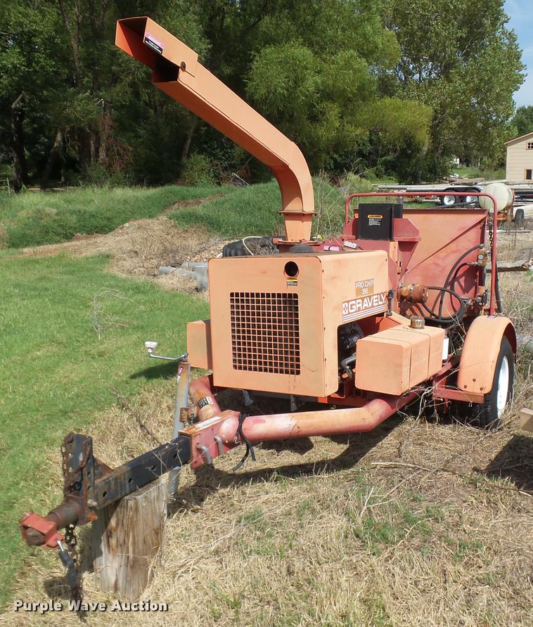 image for item CD9442 Gravely Pro Chip 395 chipper