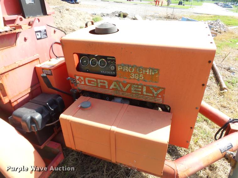 image for item CD9442 Gravely Pro Chip 395 chipper
