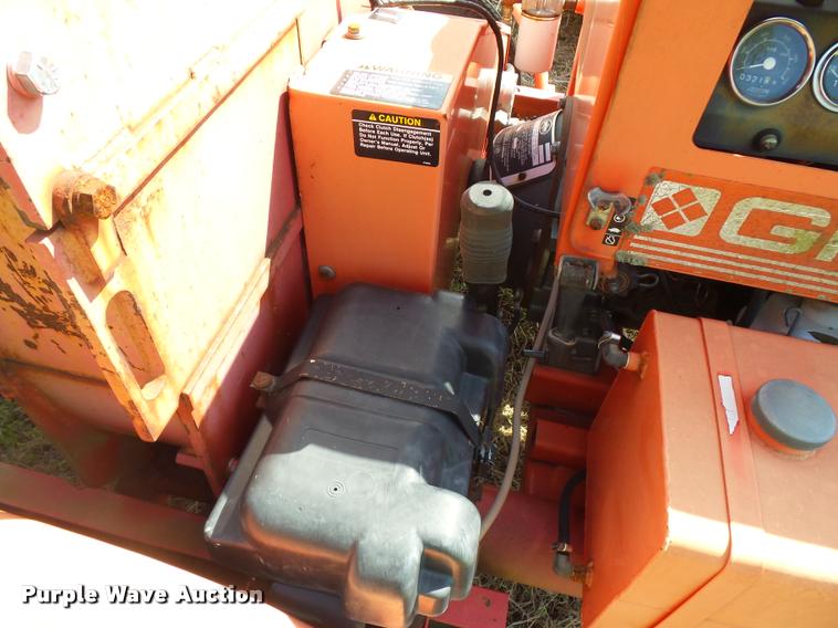 image for item CD9442 Gravely Pro Chip 395 chipper