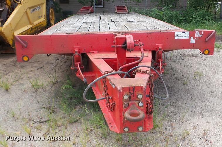 image for item DA2828 2000 Towmaster T40T Tiltmaster trailer