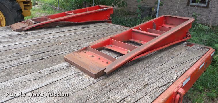 image for item DA2828 2000 Towmaster T40T Tiltmaster trailer