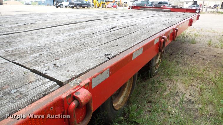 image for item DA2828 2000 Towmaster T40T Tiltmaster trailer