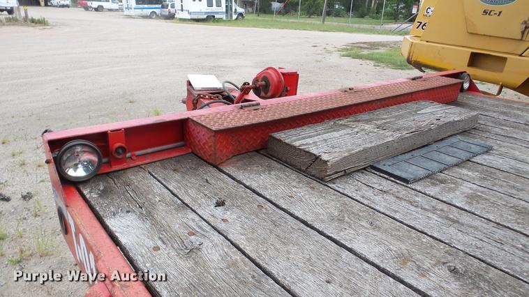 image for item DA2828 2000 Towmaster T40T Tiltmaster trailer