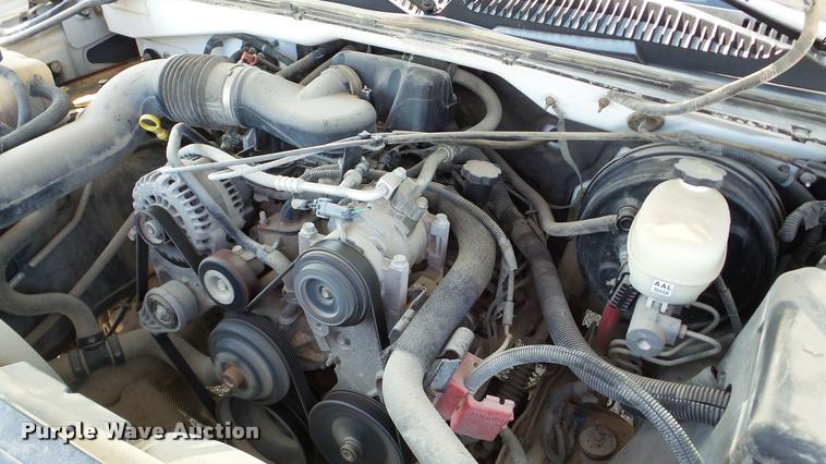 image for item DA8752 2005 Chevrolet Silverado 1500 pickup truck