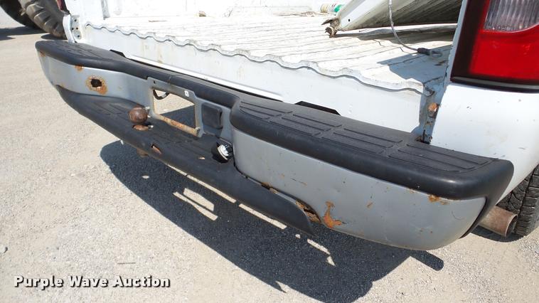 image for item DA8752 2005 Chevrolet Silverado 1500 pickup truck