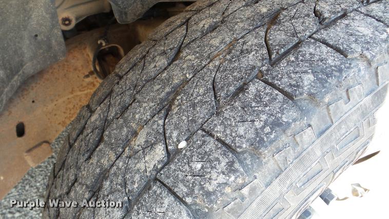 image for item DA8752 2005 Chevrolet Silverado 1500 pickup truck