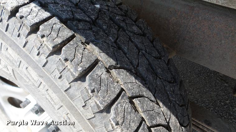 image for item DA8752 2005 Chevrolet Silverado 1500 pickup truck